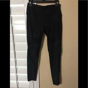 Layer 8 Leggings Size Medium